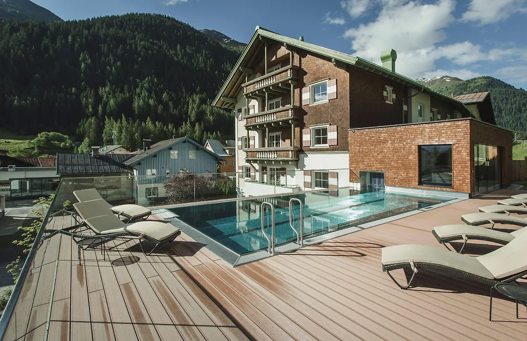 Hotel Schwarzer Adler - Sport & Spa-1