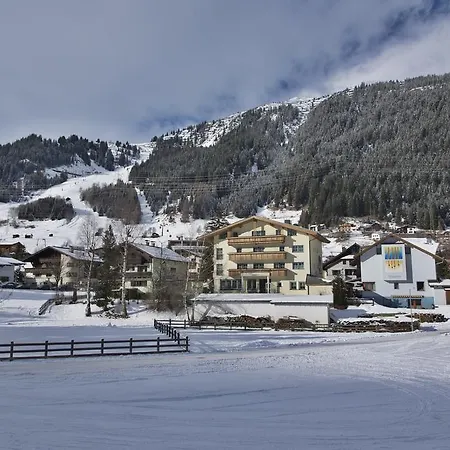 Hotel Garni Europa-3